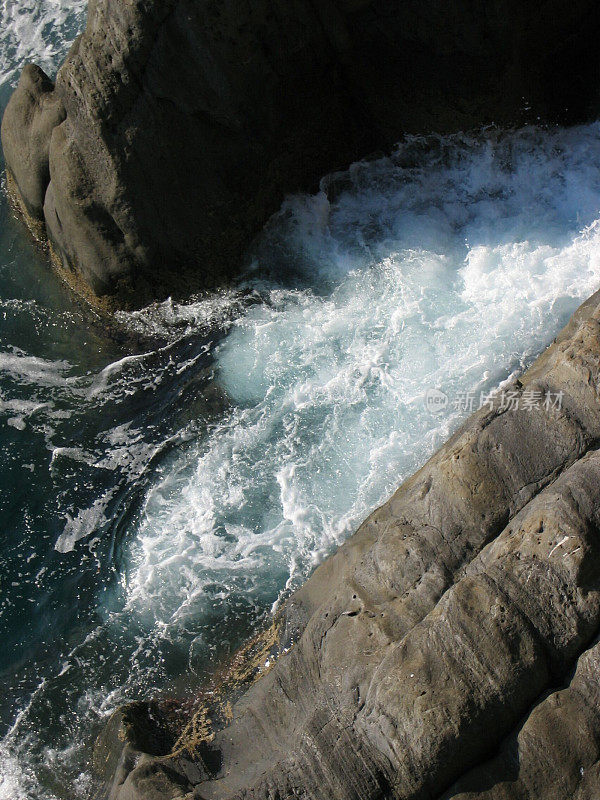 Cinqueterre Waves -意大利